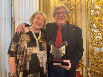 6 maggio 2025 Ad Alberto Diaspro il premio "Montale fuori di casa"