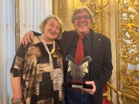 6 maggio 2025 Ad Alberto Diaspro il premio "Montale fuori di casa"