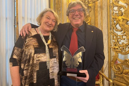 6 maggio 2025 Ad Alberto Diaspro il premio "Montale fuori di casa"