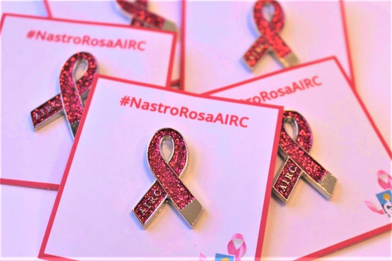 Entro il 6 settembre - Adesione alla Campagna Nastro Rosa di AIRC — Italiano