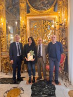 Hira Grossi vince il 2°premio per giornalista alimentare dell'anno