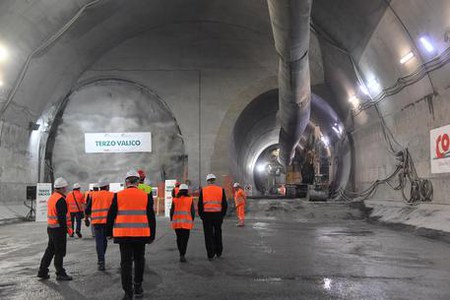 Infrastrutture e trasporti ferroviari