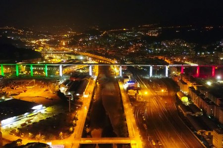 Infrastrutture e trasporti stradali